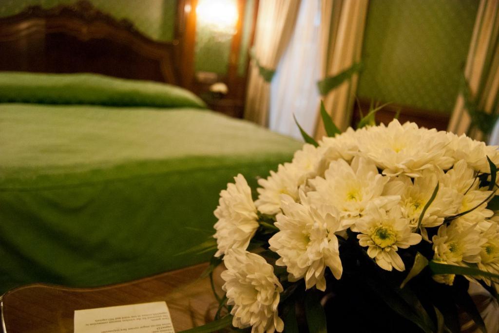 Hotel Casa Capsa Bucureşti Ngoại thất bức ảnh